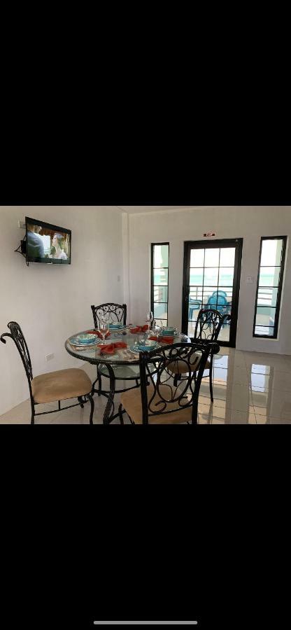 Bay Towers Aparthotel Caye Caulker Bagian luar foto